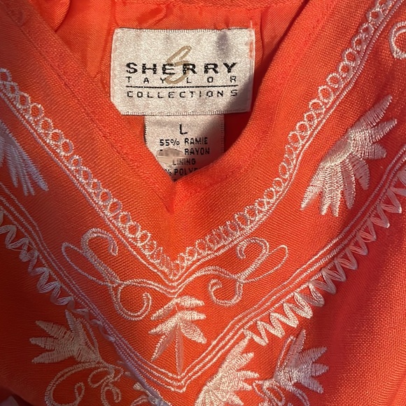 Coral designed tank - Picture 3 of 3